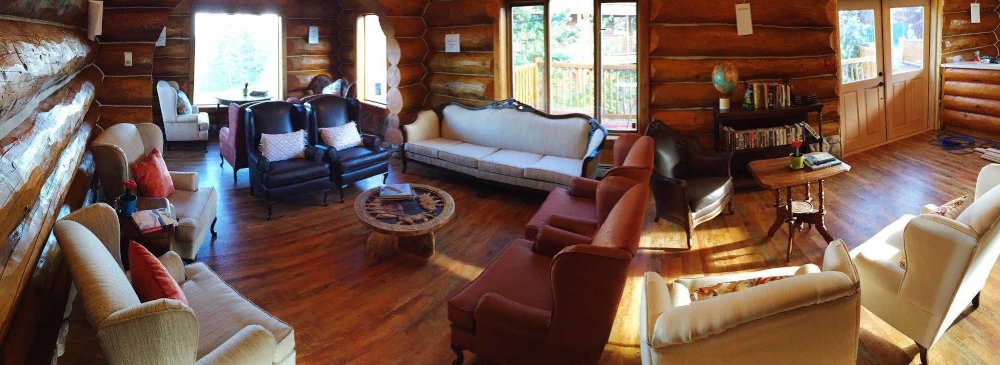 108 Mile Ranch Spruce Hill Resort & Spa מראה חיצוני תמונה